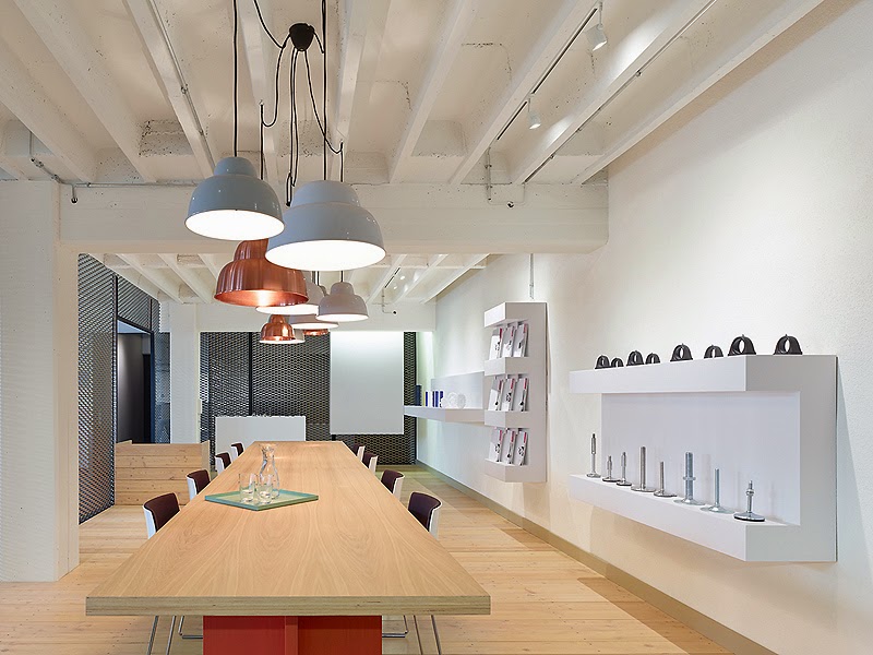 Diseño industrial y contemporáneo en estas oficinas de Alemania - ilia